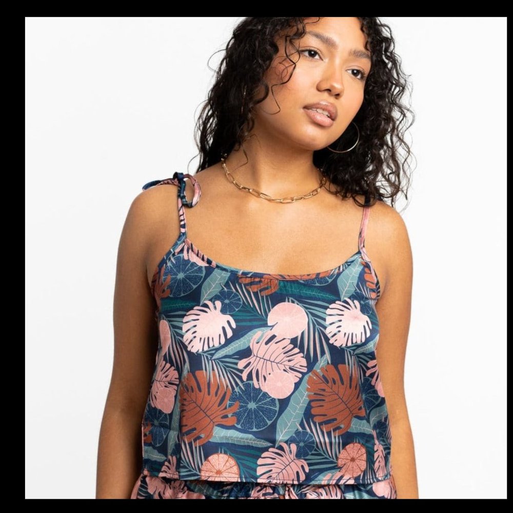 Gyal Bashy - Recycled Polyester Havana Silky Printed Lounge Tank - Navy Palms